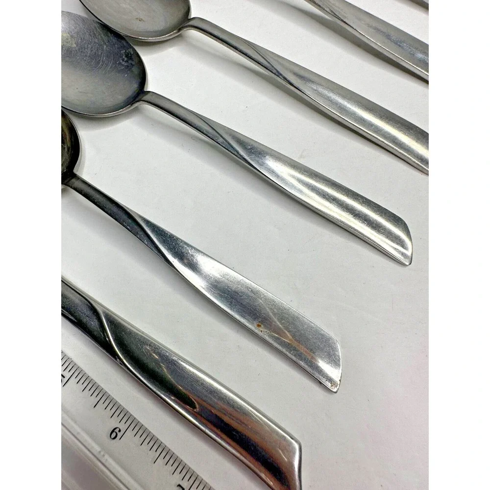 Ribbon Japan Stainless Flatware Replacement 8 Pc Teaspoon Spoon Knife VTG